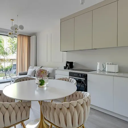 Premiem Cube In Center By Lion * Gdansk