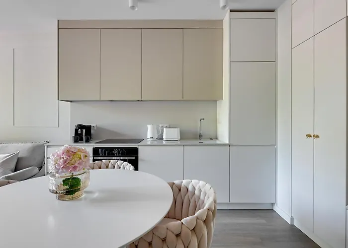 Premiem Cube In Center By Lion Gdańsk