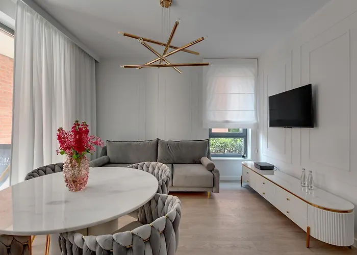 Premiem Cube In Center By Lion Gdańsk