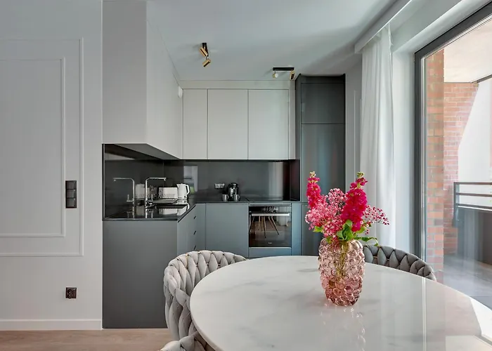 Premiem Cube In Center By Lion Gdańsk